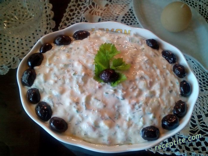 Снимки към Салата от овче сирене и мляко