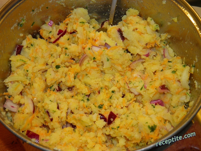 Снимки към Картофена салата на мама