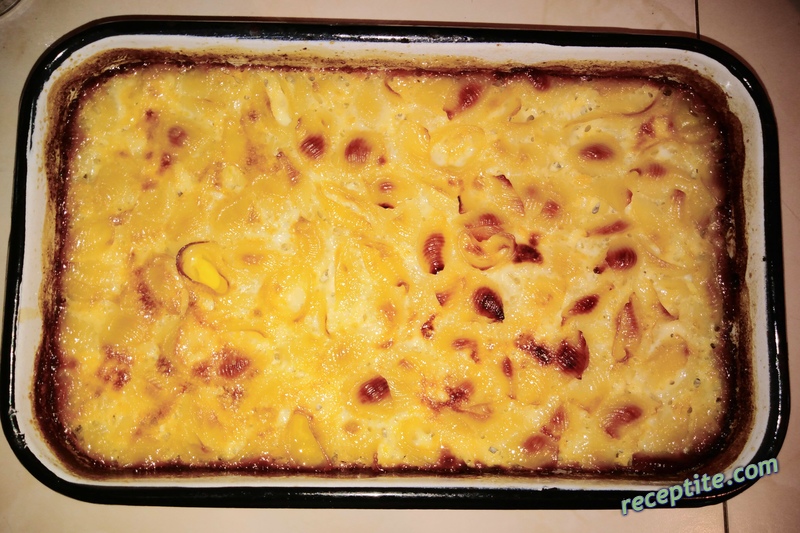 Снимки към Макарони на фурна с яйца и захар