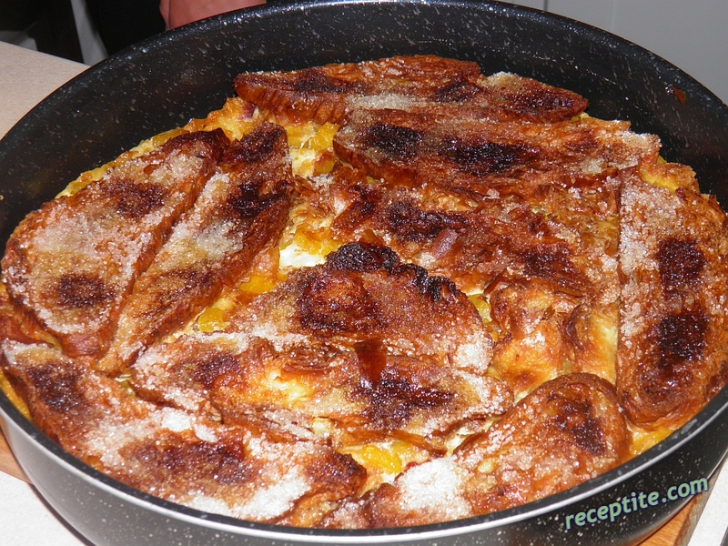 Снимки към Пудинг от кроасани с праскови и ром