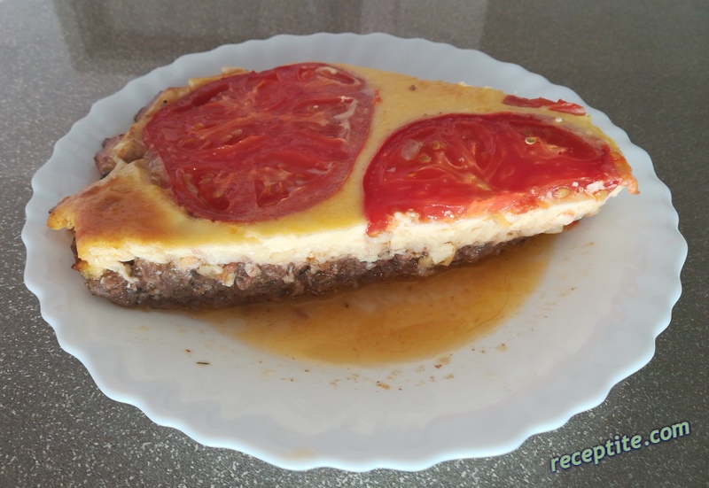 Снимки към Телешка кайма с домати и топено сирене