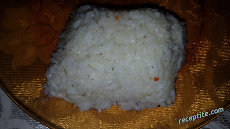 Снимки към Ориз с копър