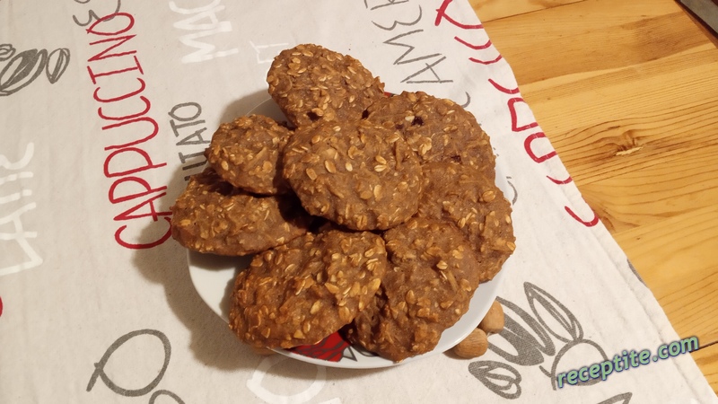 Снимки към Овесено-ябълкови сладки