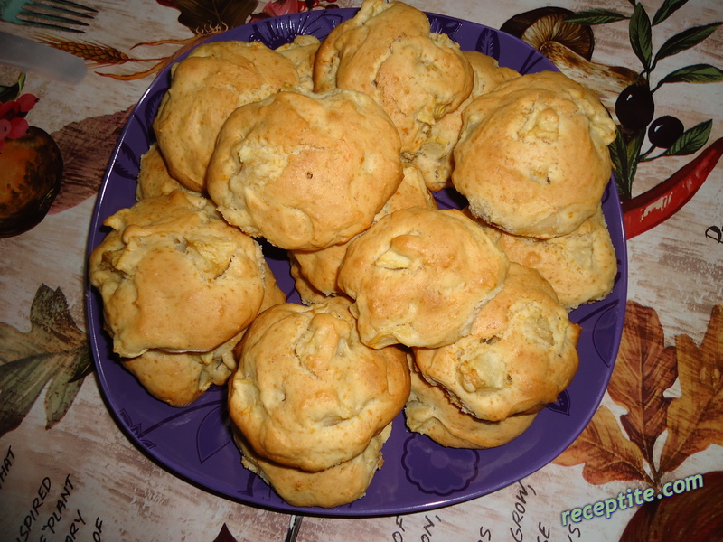 Снимки към Рошави бисквити с ябълки