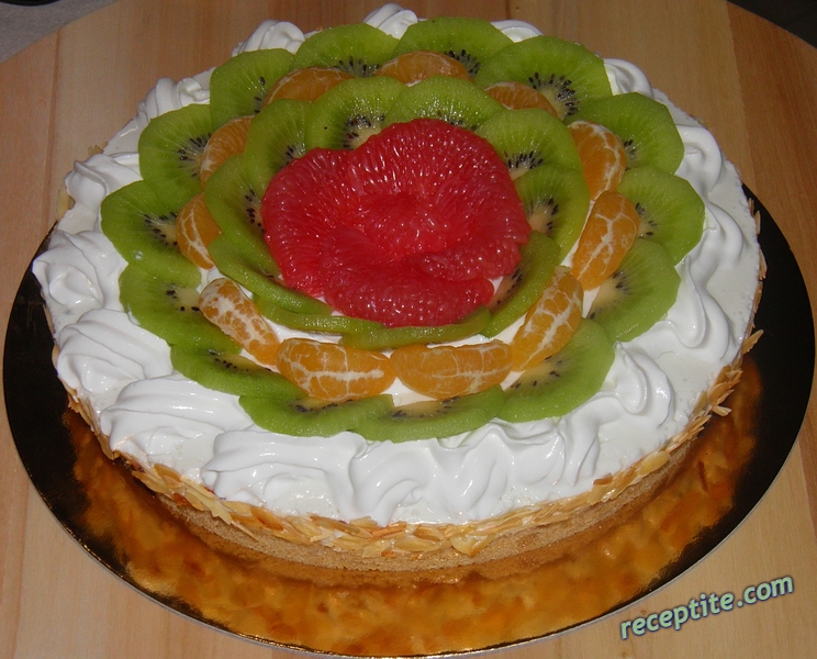 Снимки към Френска плодова торта с киви и кисело мляко
