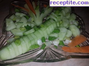 снимка 8 към рецепта Салата от пресни краставици