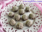 снимка 1 към рецепта Шоколадови бонбони с бишкоти и маскарпоне