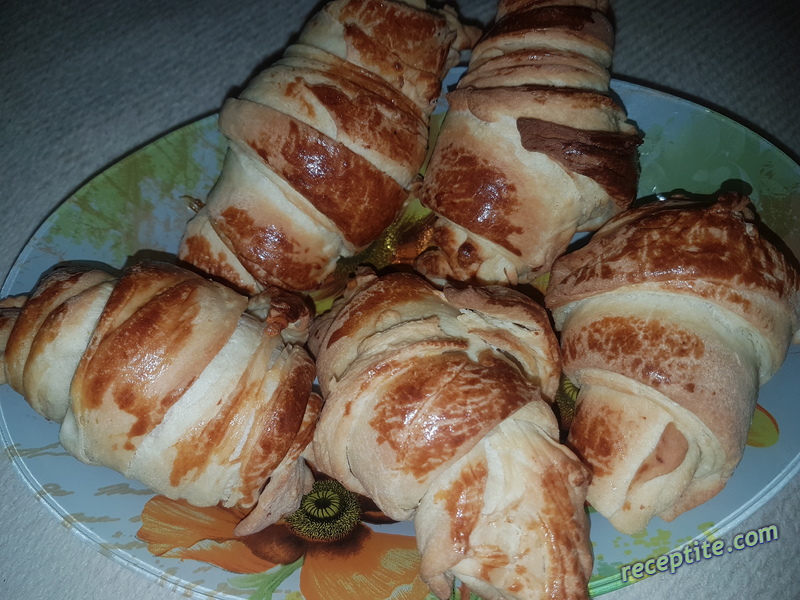 Снимки към Универсални кифлички
