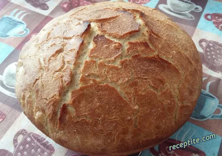 Снимки към Хляб в тенджера