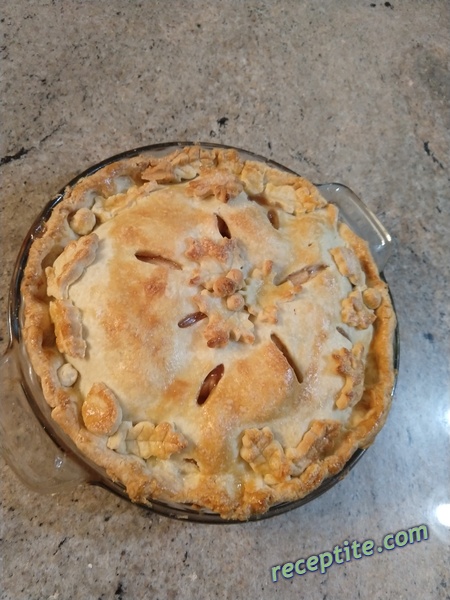Снимки към Класически ябълков пай