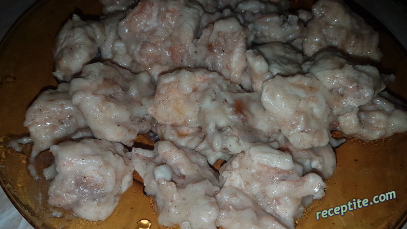 Снимки към Пилешки хапки в чеснов сос