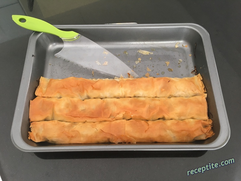 Снимки към Тиквеник с готови кори