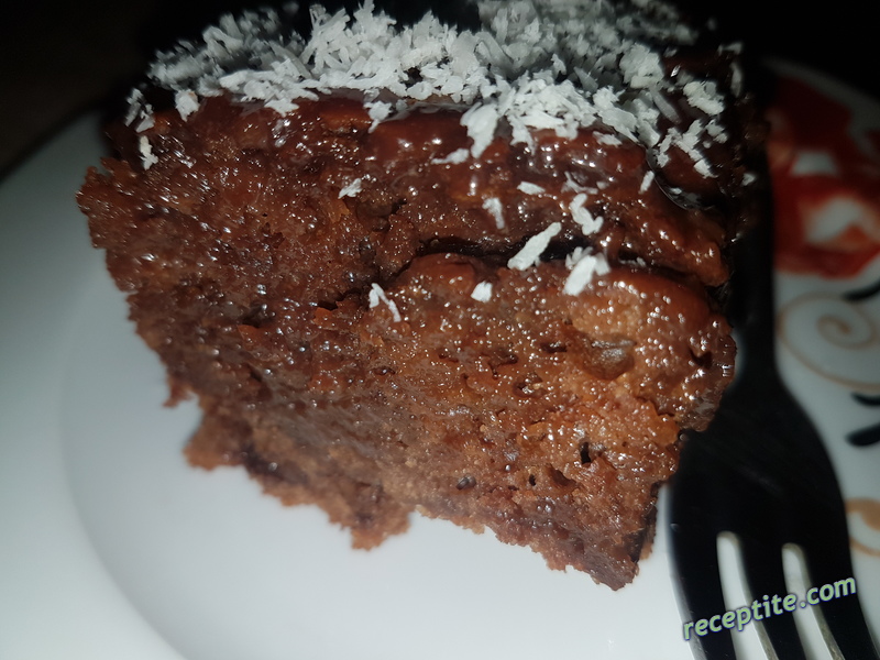 Снимки към Сочен какаов кекс