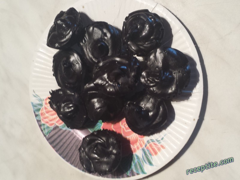 Снимки към Шоколадови бонбони с какао