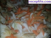 снимка 15 към рецепта Салата от прясно зеле и моркови