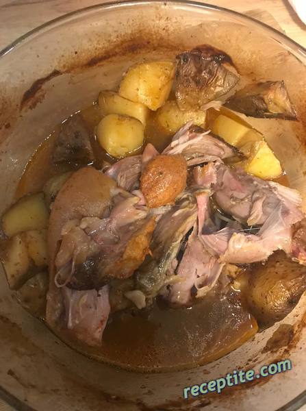 Снимки към Печен свински джолан