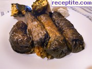 снимка 1 към рецепта Лозови сарми с яйца