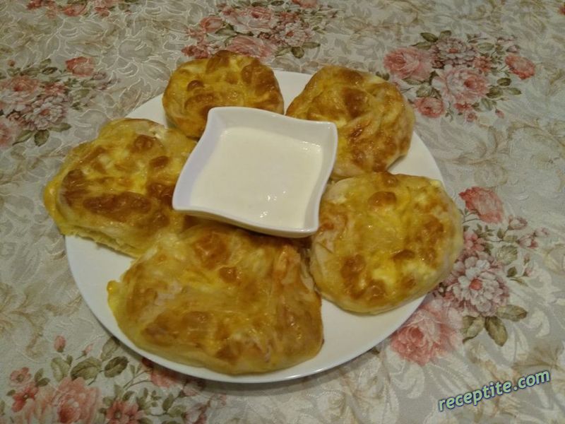 Снимки към Хрупкави вити банички