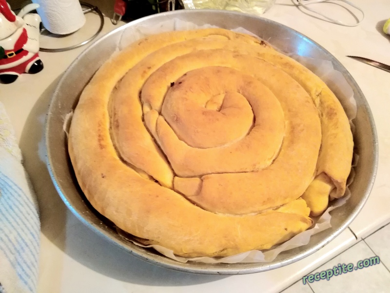 Снимки към Празеник с домашно точени кори