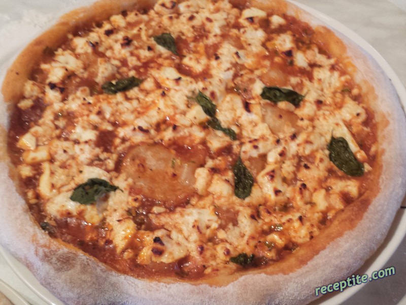 Снимки към Пица Наполи в тиган