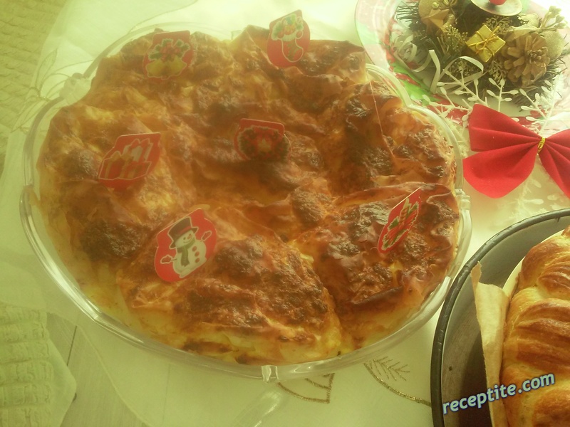 Снимки към Вита баница с готови кори