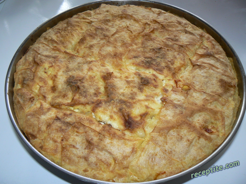 Снимки към Наложена баница с масло и лимонада