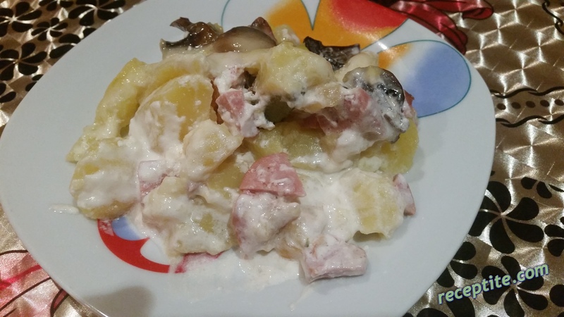 Снимки към Запеканка с картофи и готварска сметана