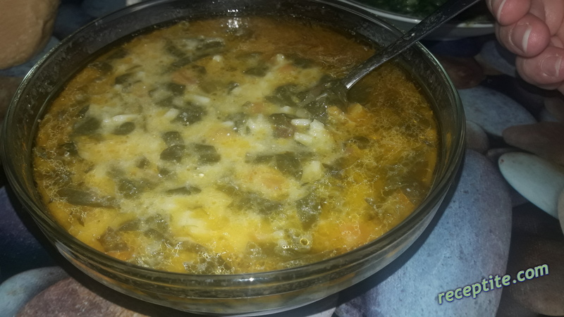 Снимки към Спаначена супа със застройка и ориз