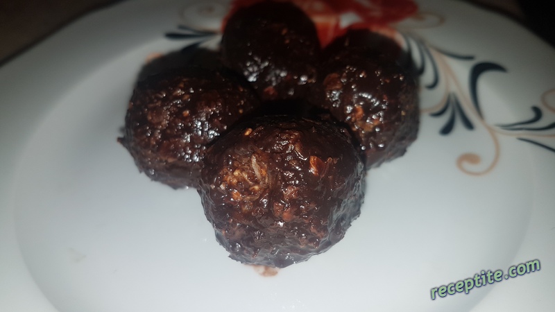 Снимки към Бонбони от оризов флейкс и овесени ядки