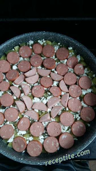 Снимки към Мързелива мусака с колбас