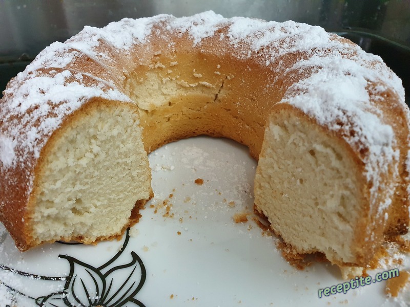Снимки към Кекса на баба
