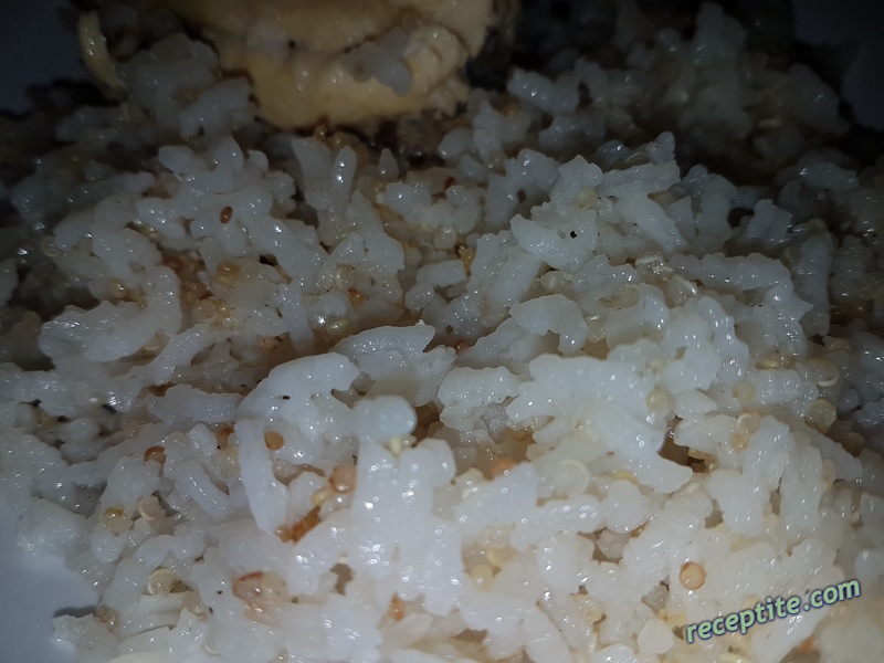 Снимки към Пилешко с бял ориз