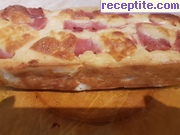 снимка 4 към рецепта Солен кекс със сирене и колбас