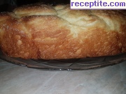 снимка 19 към рецепта Обикновен козунак в кексова форма