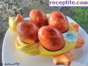 снимка 12 към рецепта Великденски яйца боядисани с лук