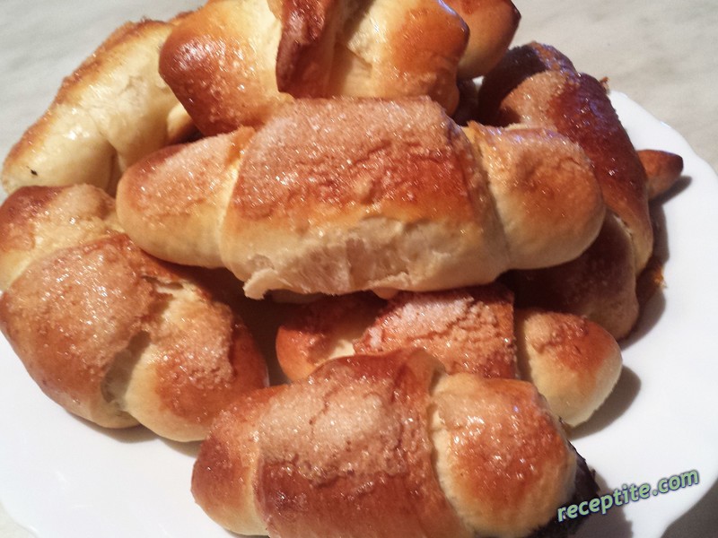 Снимки към Кифли по старинна рецепта