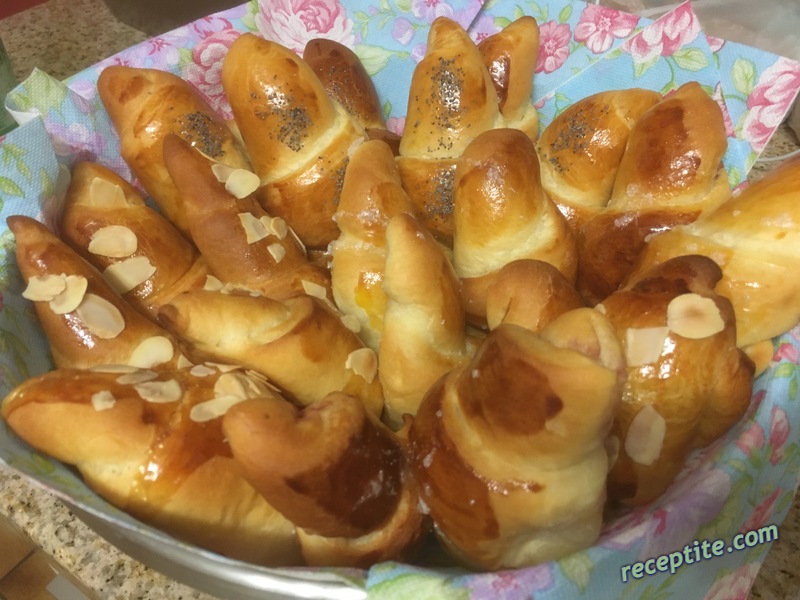 Снимки към Кифли по старинна рецепта