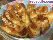 снимка 6 към рецепта Кифли по старинна рецепта