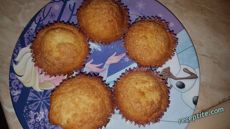 Снимки към Кокосови мъфини