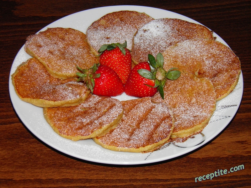 Снимки към Бананови мини палачинки