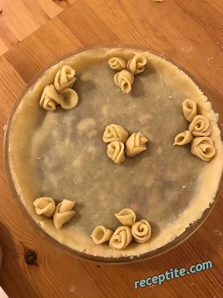 Снимки към Черешов пай с маслено тесто