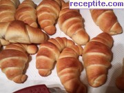 снимка 2 към рецепта Кифлички със закваска