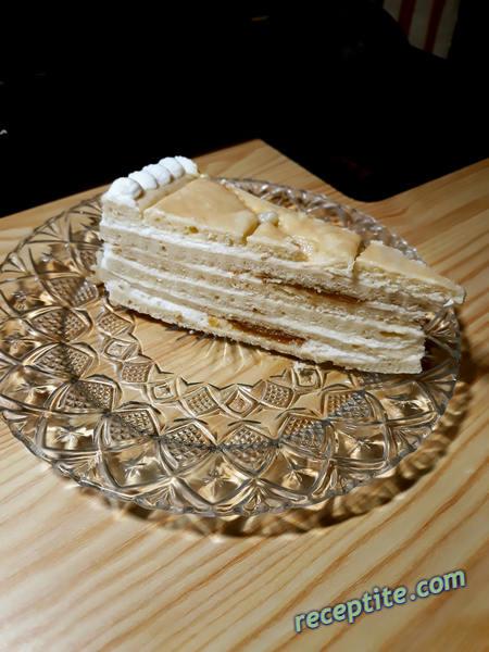 Снимки към Медовик с маскарпоне и смокини