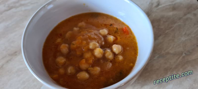 Снимки към Нахут чорба