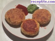 снимка 3 към рецепта Картофени кюфтета с извара