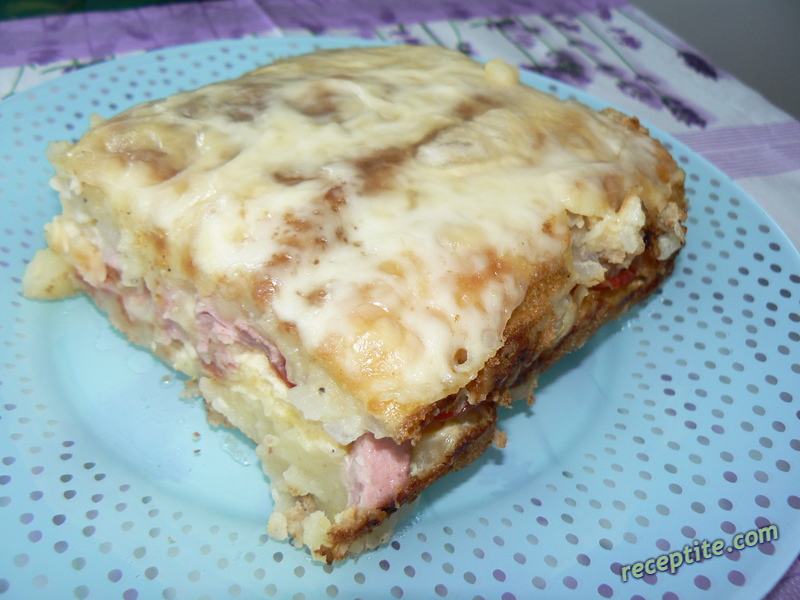 Снимки към Мусака със салам
