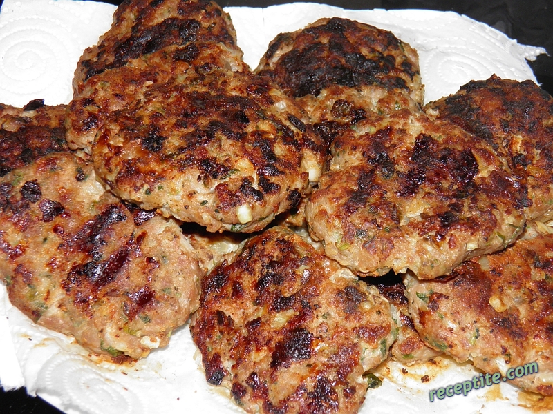 Снимки към Кюфтета на скара
