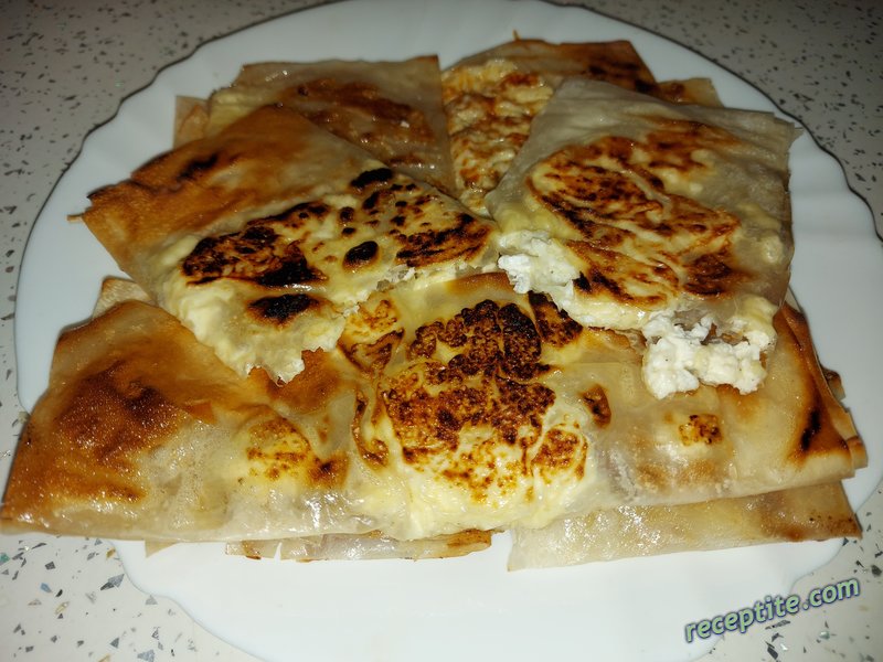 Снимки към Бързи банички на тиган