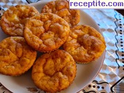 снимка 6 към рецепта Пухкави мъфини със сирене и кашкавал