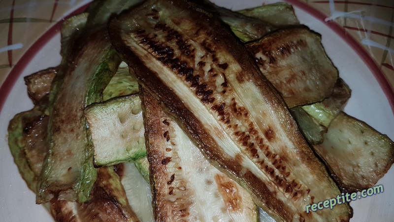 Снимки към Мариновани тиквички на скара